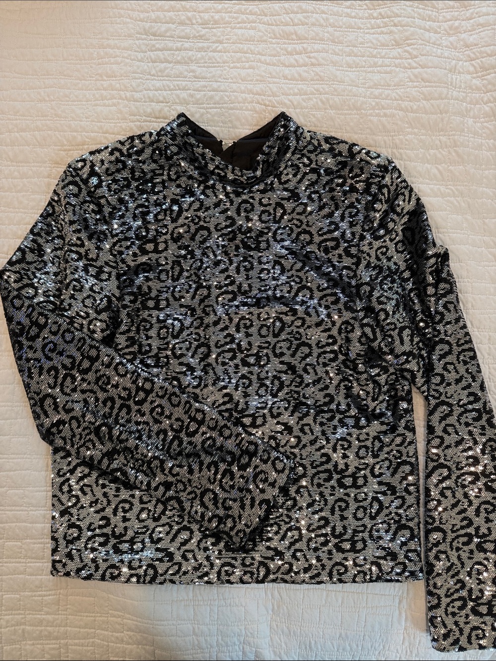 RtA Sequined Leopard Cheetah Print Mock Neck Top with Zipper 🪩